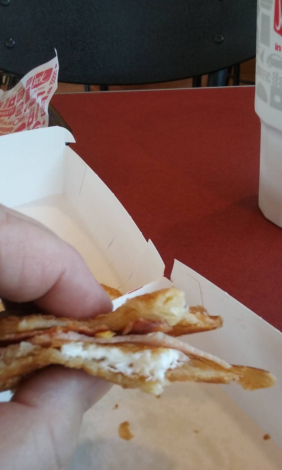 Jack in the Box | restaurant | 1105 N Main St, Manteca, CA 95336, USA | 2092399525 OR +1 209-239-9525