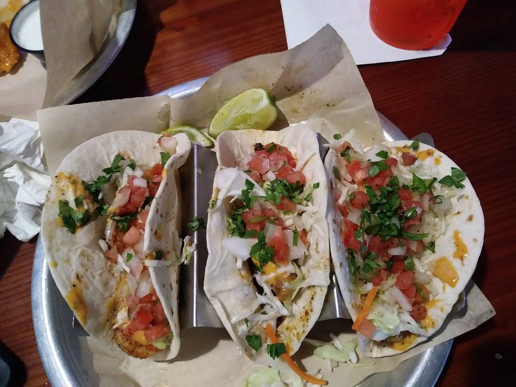 Hooters | meal takeaway | 10133 N Kings Hwy, Myrtle Beach, SC 29572, USA | 8432723739 OR +1 843-272-3739