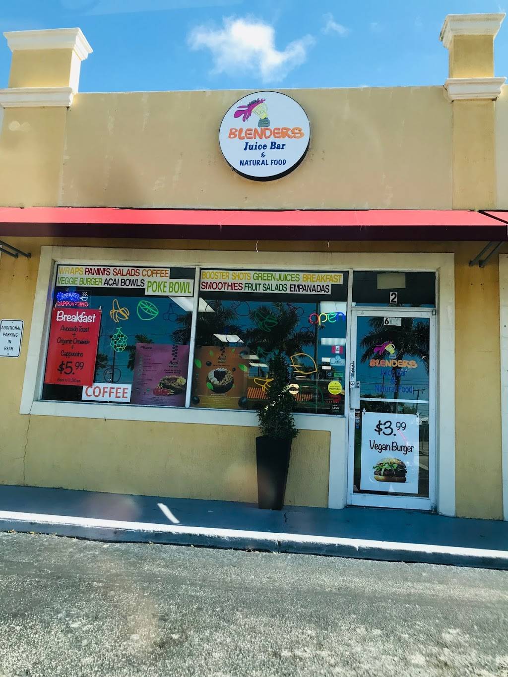 BLENDERS juice bar | cafe | 600-2 W Hallandale Beach Blvd, Hallandale Beach, FL 33009, USA | 9548125233 OR +1 954-812-5233