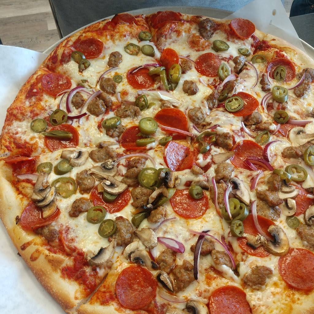 Jersey Giant Pizza | restaurant | 13908 W Highway 71, Bee Cave, TX 78738, USA | 5122633535 OR +1 512-263-3535