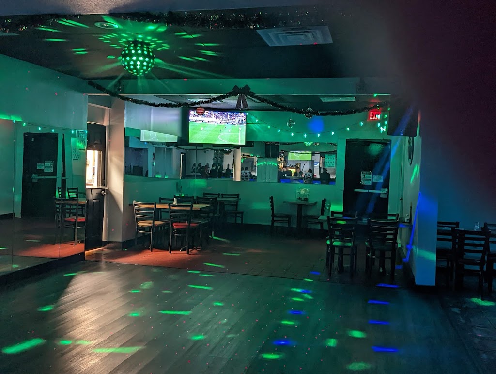 El Tri Bar and Grill | restaurant | 1115 Cedar Lane Rd, Greenville, SC 29617, USA | 8643738860 OR +1 864-373-8860