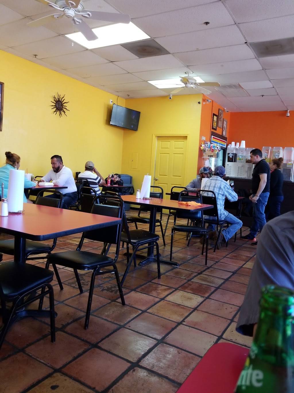 La Hechizera | restaurant | 1012 Ridgeview St, Mesquite, TX 75149, USA | 9722897086 OR +1 972-289-7086