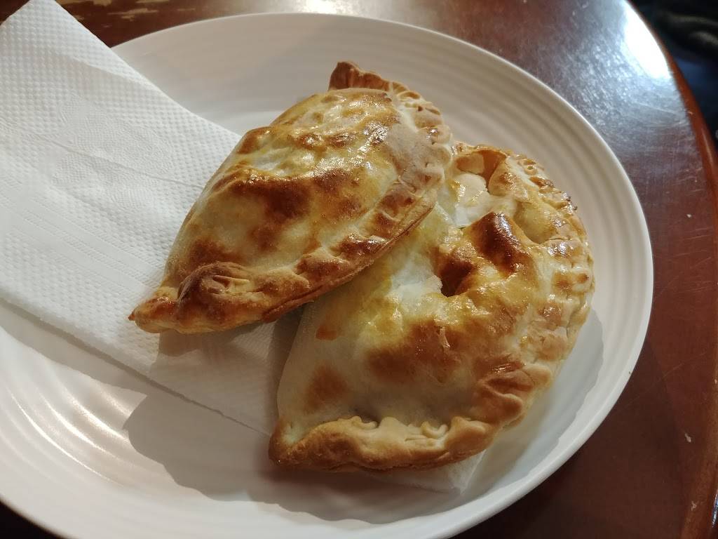 Venga Empanadas | restaurant | 443 Valencia St, San Francisco, CA 94103, USA | 4155525895 OR +1 415-552-5895