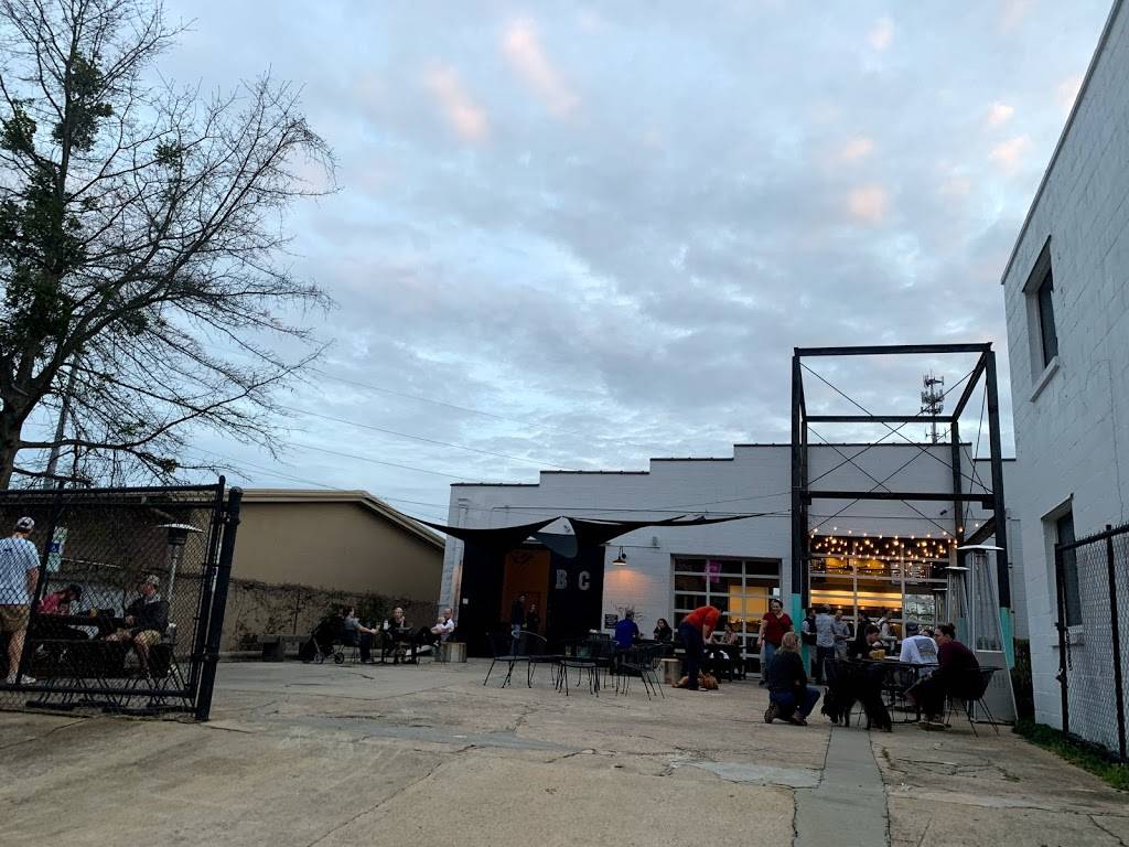 Neuse River Brewing & Brasserie | restaurant | 518 Pershing Rd, Raleigh, NC 27608, USA | 9842328479 OR +1 984-232-8479