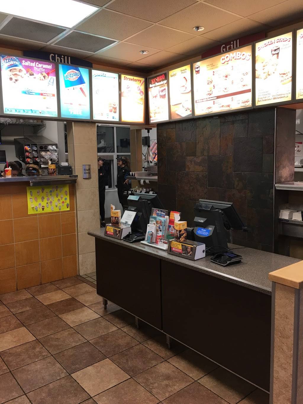 Dairy Queen Grill & Chill | restaurant | 1560 US-231, Crawfordsville, IN 47933, USA | 7653623915 OR +1 765-362-3915