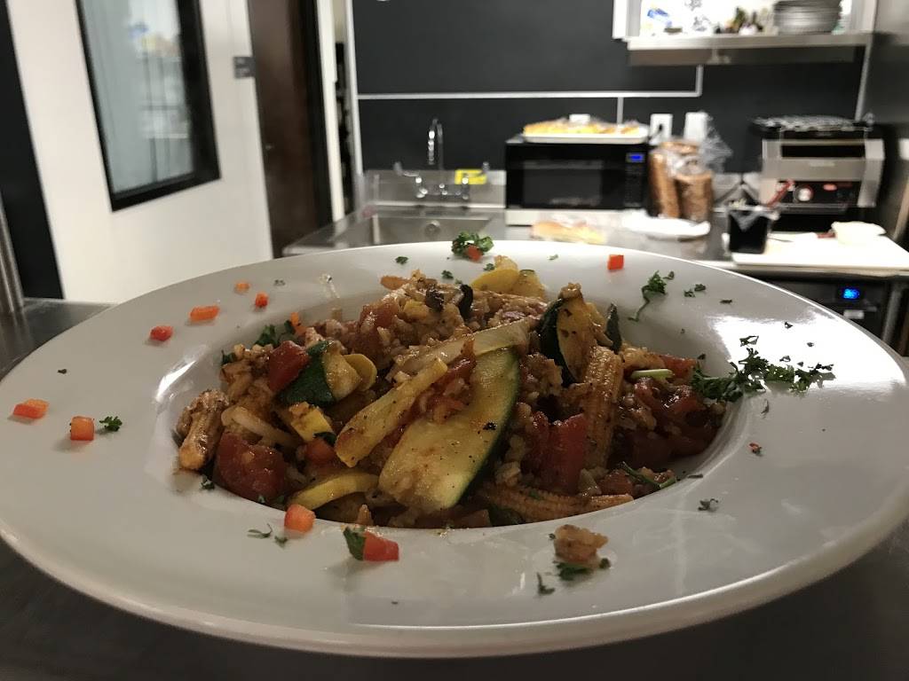 Manna @ Northland | restaurant | 683 Northland Ave, Buffalo, NY 14211, USA | 7162532100 OR +1 716-253-2100