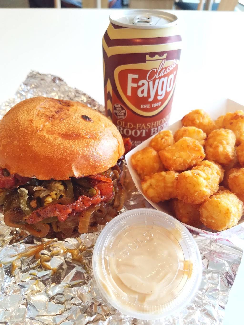 206 Burger Company | restaurant | 823 3rd Ave #106, Seattle, WA 98104, USA | 2064674450 OR +1 206-467-4450