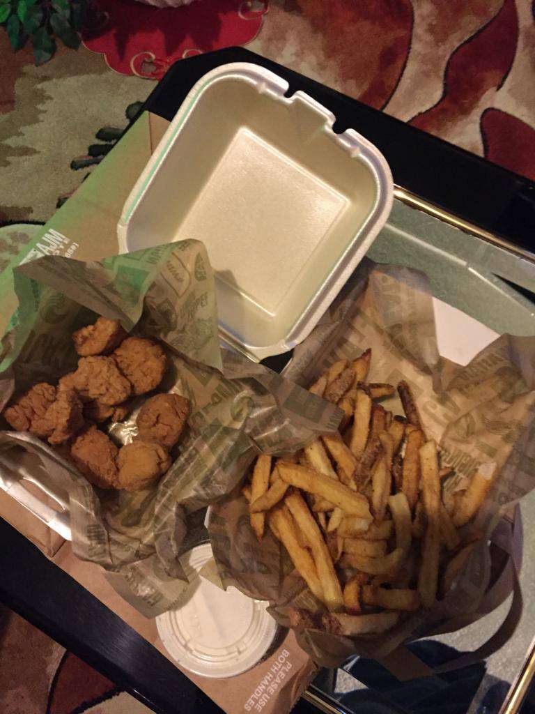 Wingstop | restaurant | 700 Utica Ave, Brooklyn, NY 11203, USA | 7182459464 OR +1 718-245-9464