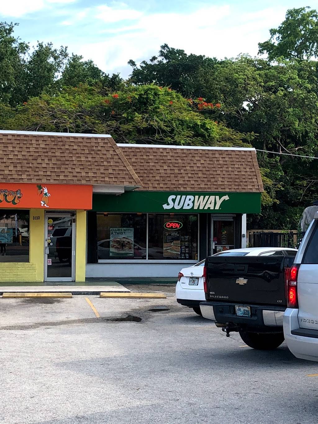 Subway | meal takeaway | 3129 Grand Ave, Miami, FL 33133, USA | 3054478888 OR +1 305-447-8888