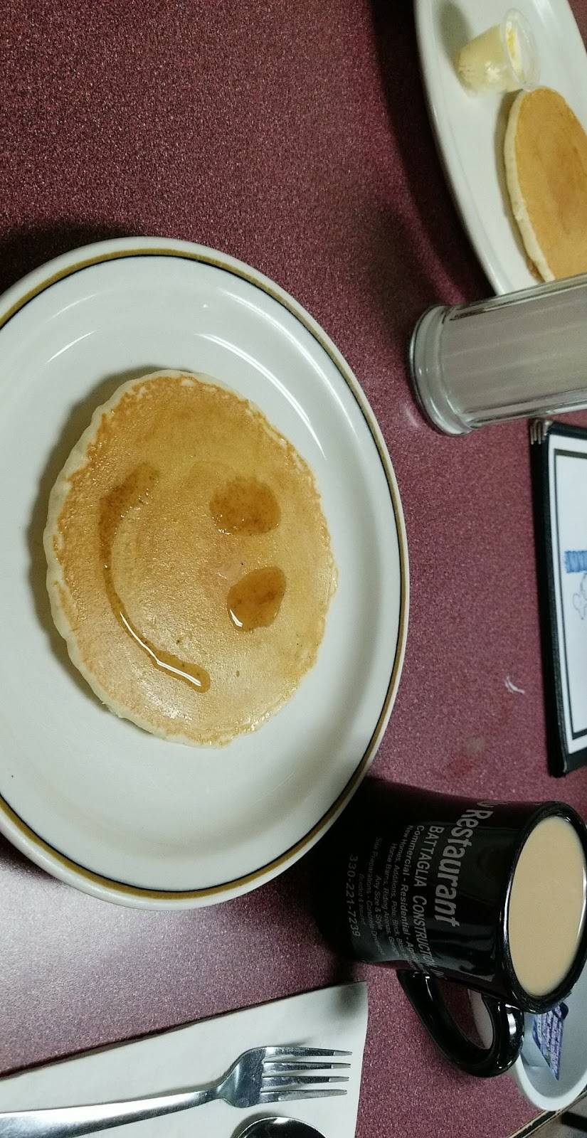 Megans Family Restaurant | restaurant | 266 W Main St, Ravenna, OH 44266, USA | 3302359143 OR +1 330-235-9143