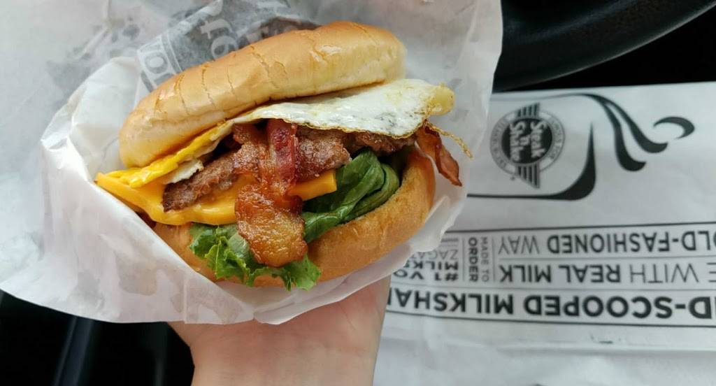 Steak n Shake | restaurant | 5360 N Keystone Ave, Indianapolis, IN 46220, USA | 3172518320 OR +1 317-251-8320