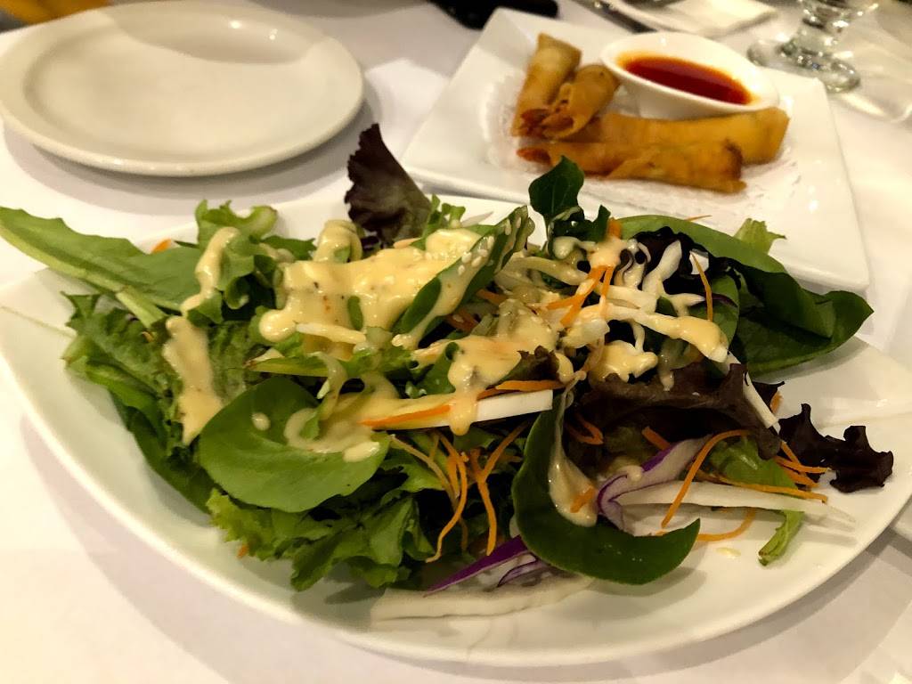 Restaurant Emeraude Bangkok | restaurant | 413 Avenue Bourke, Dorval, QC H9S 3W8, Canada | 5145386628 OR +1 514-538-6628