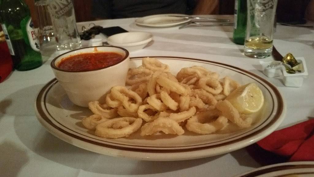 Nunzios Pizza Town | restaurant | 751 NY-109, West Babylon, NY 11704, USA | 6319573365 OR +1 631-957-3365