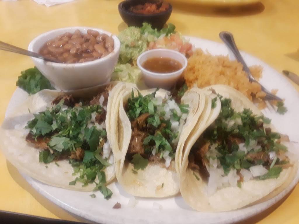 Casa Ramos | restaurant | 10717 White Rock Rd, Rancho Cordova, CA 95670, USA | 9169306550 OR +1 916-930-6550