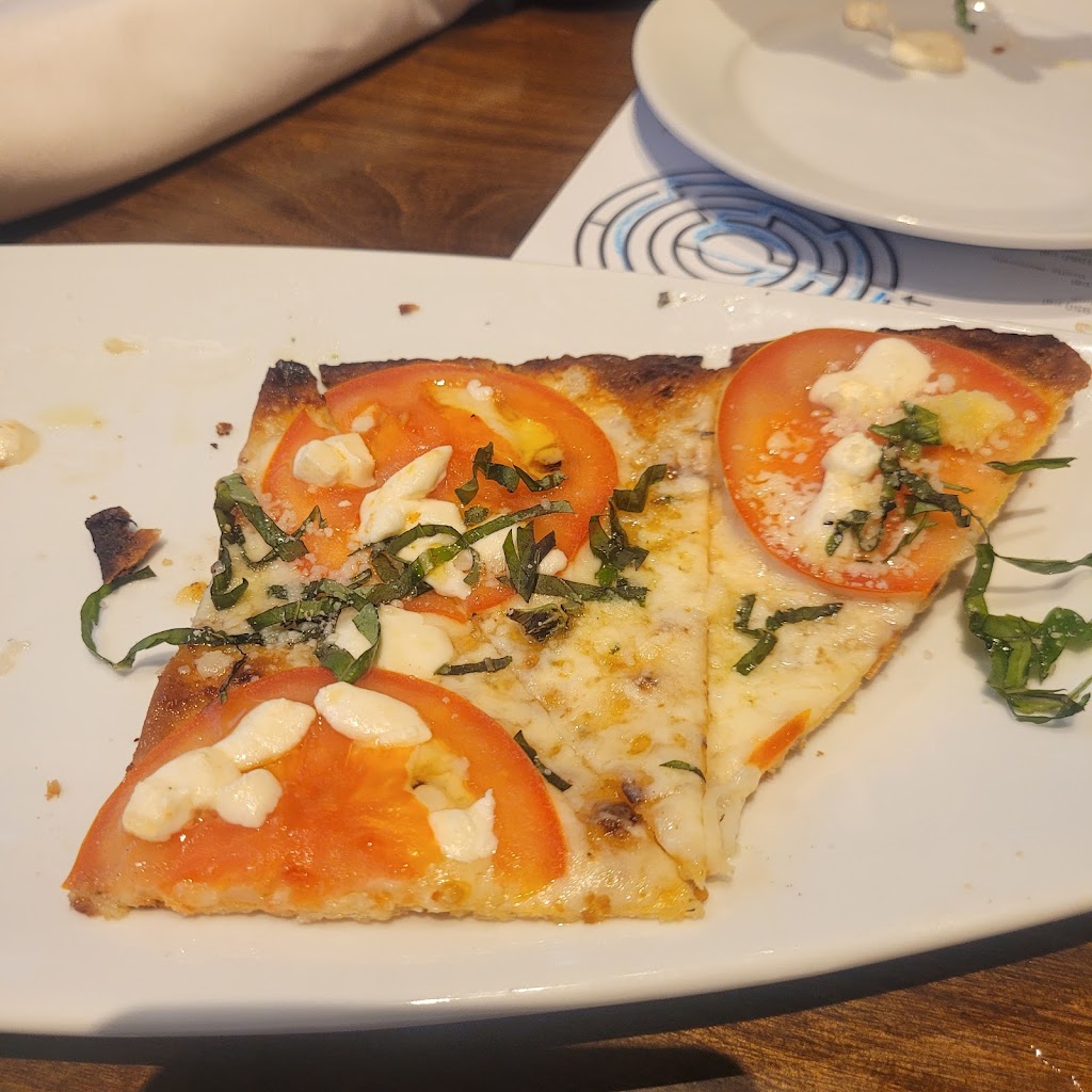 Bravo! Italian Kitchen | restaurant | 17151 Davenport St, Omaha, NE 68118, USA | 4022515480 OR +1 402-251-5480