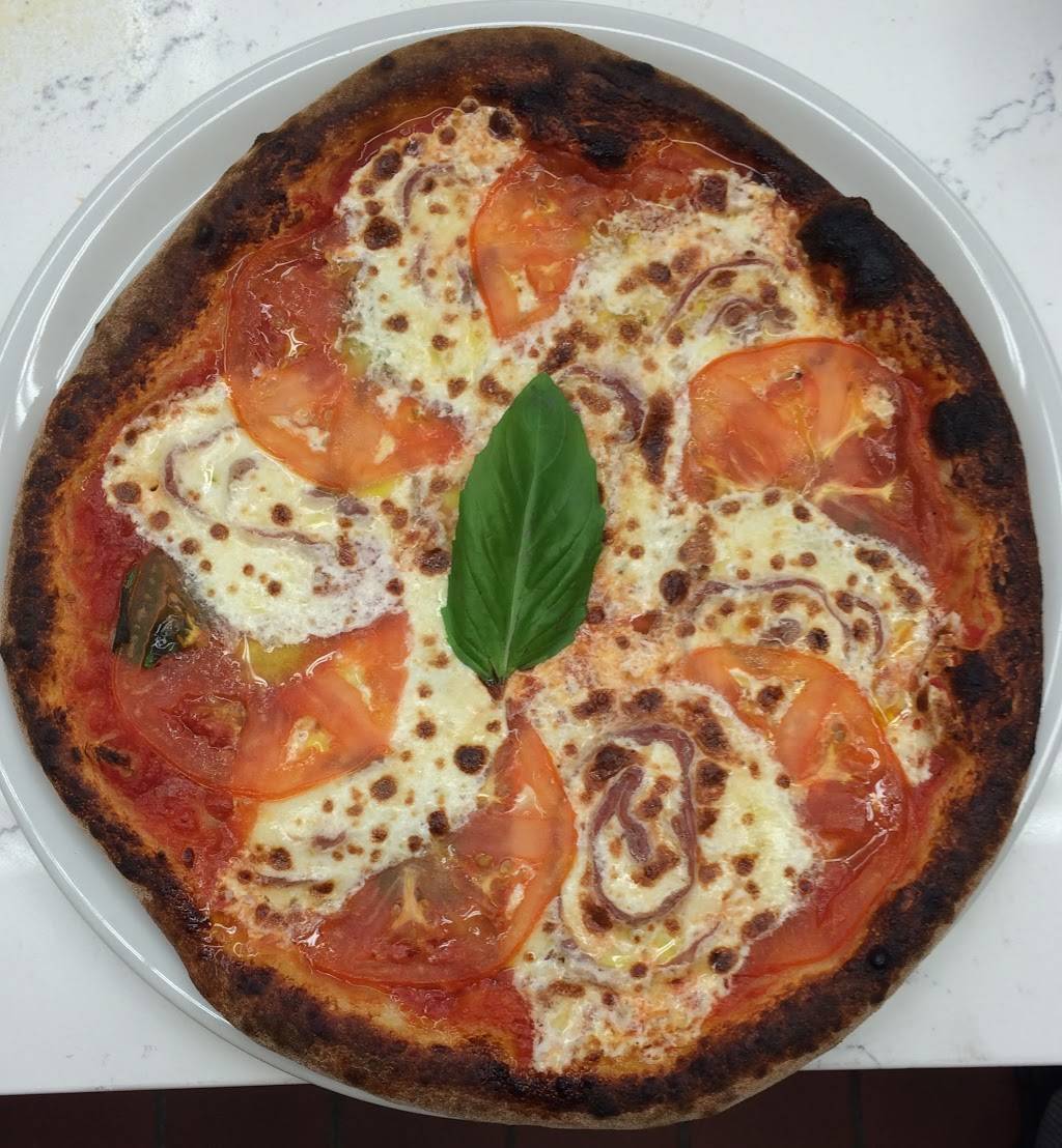 Saverios Authentic Pizza Napoletana | meal takeaway | 929 N Broadway, North Massapequa, NY 11758, USA | 5167990091 OR +1 516-799-0091