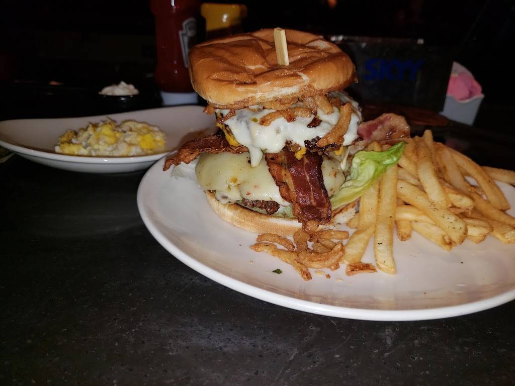 Applebees Grill + Bar | restaurant | 1220 S Clearview Pkwy, Harahan, LA 70123, USA | 5047340042 OR +1 504-734-0042