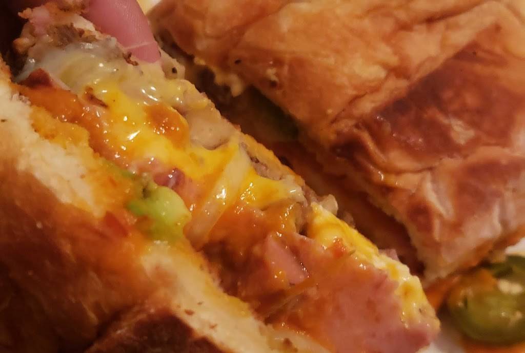 Trailita Cielito Lindo | restaurant | 18003 El Camino Real, Houston, TX 77058, USA | 8328978586 OR +1 832-897-8586