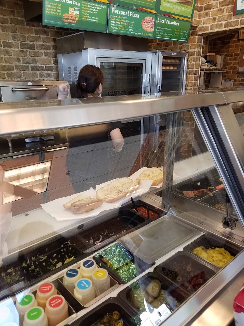 Subway Restaurants | restaurant | 703 Lisbon Center Dr Suite A, Woodbine, MD 21797, USA | 4104896912 OR +1 410-489-6912