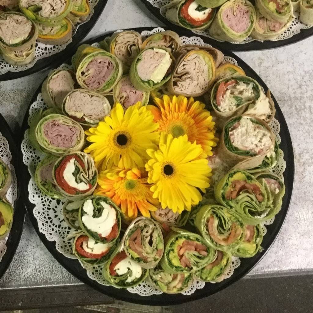 Village Green Deli | restaurant | 26 Village Green, Bedford, NY 10506, USA | 9142349352 OR +1 914-234-9352