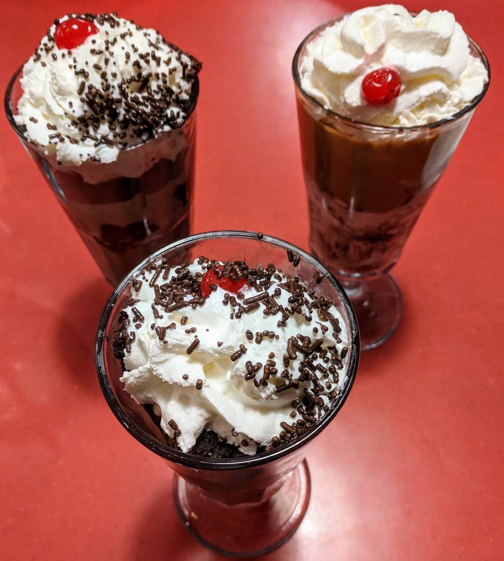 Friendlys Clifton Park 12065 | restaurant | 815 NY-146, Clifton Park, NY 12065, USA | 5183711273 OR +1 518-371-1273