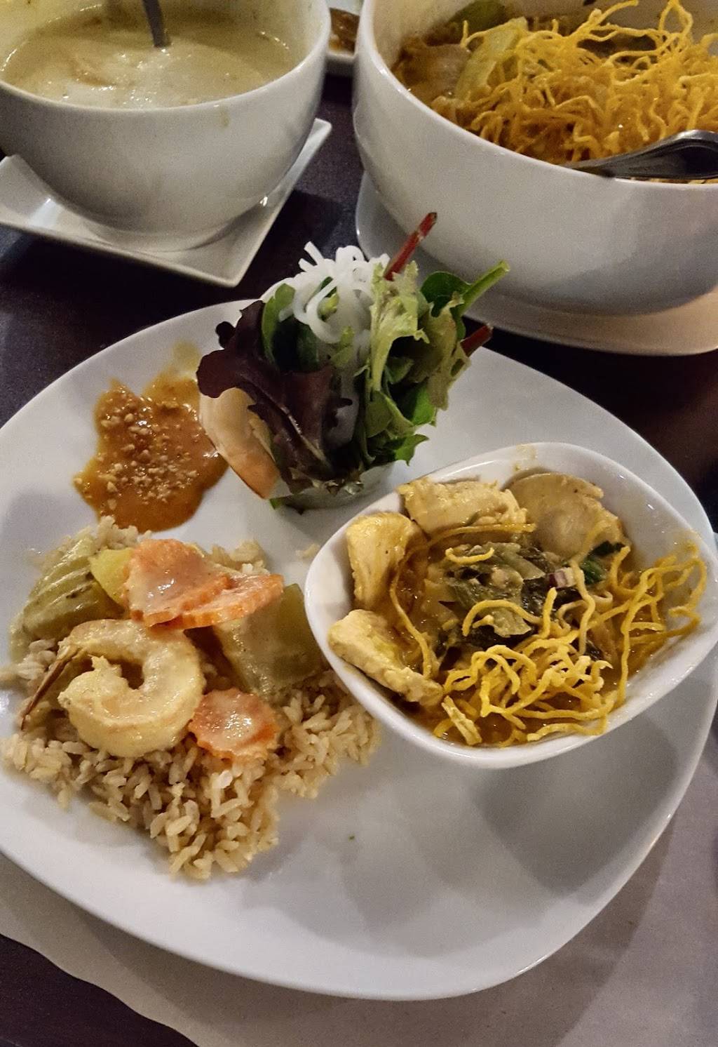 Zen Yai Thai Cuisine | restaurant | 425 State St, Santa Barbara, CA 93101, USA | 8059571102 OR +1 805-957-1102