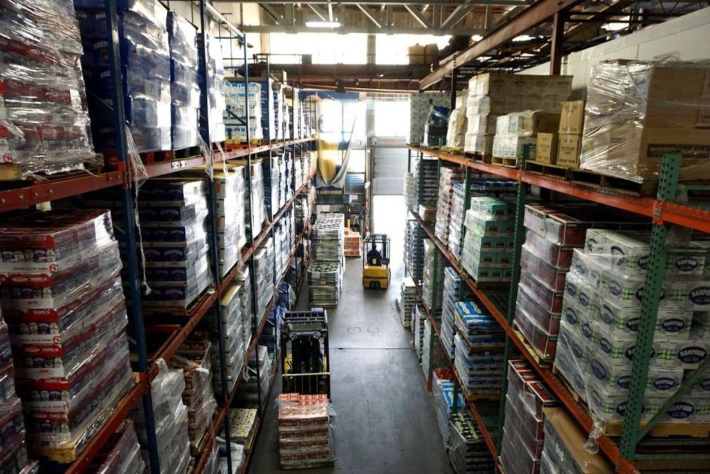 Harpoon Brewery & Beer Hall | restaurant | 306 Northern Ave, Boston, MA 02210, USA | 6174562322 OR +1 617-456-2322