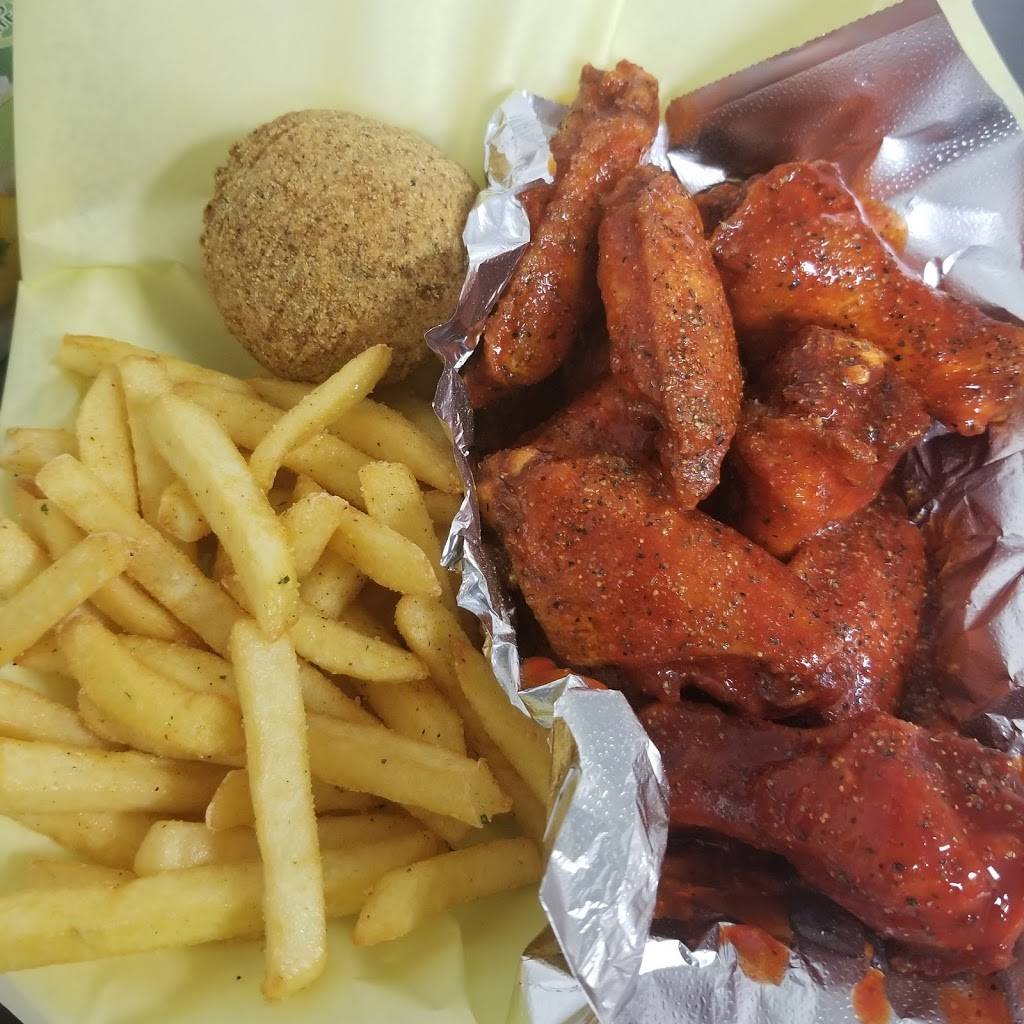 We Got Wings & More | restaurant | 10012 Tidwell Rd, Houston, TX 77078, USA | 2817488362 OR +1 281-748-8362