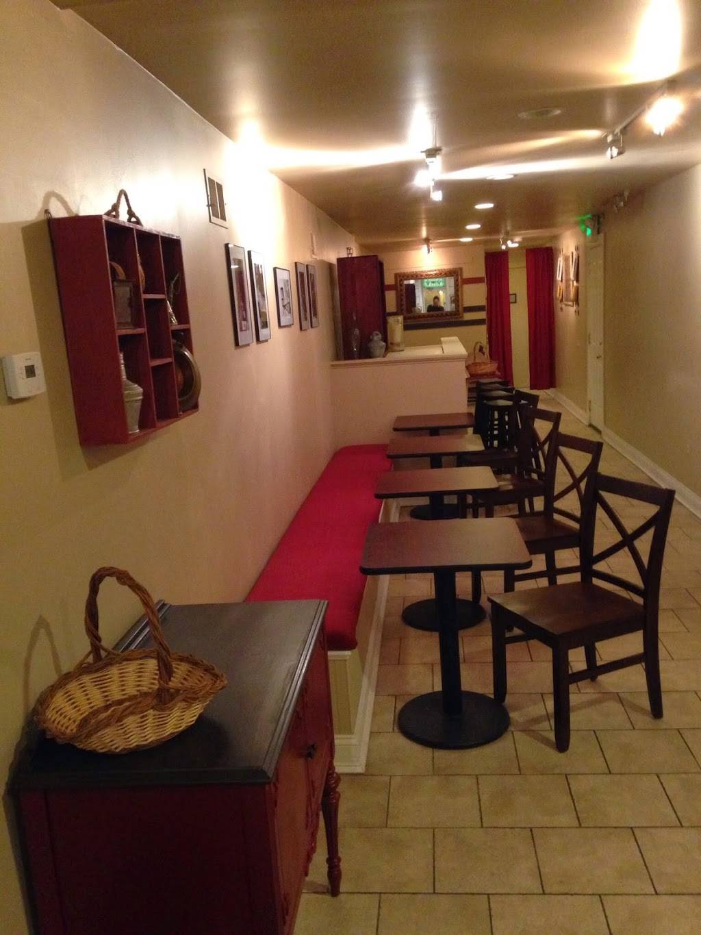 Joe Bennys | restaurant | 313 S High St, Baltimore, MD 21202, USA | 4438354866 OR +1 443-835-4866