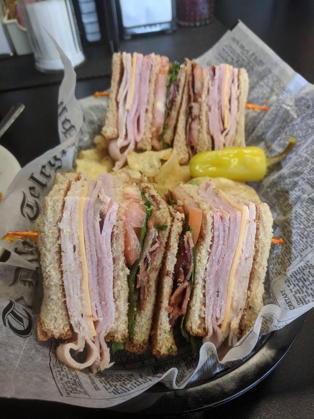 Allins Diner | restaurant | 130 N Kingshighway St, St Charles, MO 63301, USA | 6369465556 OR +1 636-946-5556