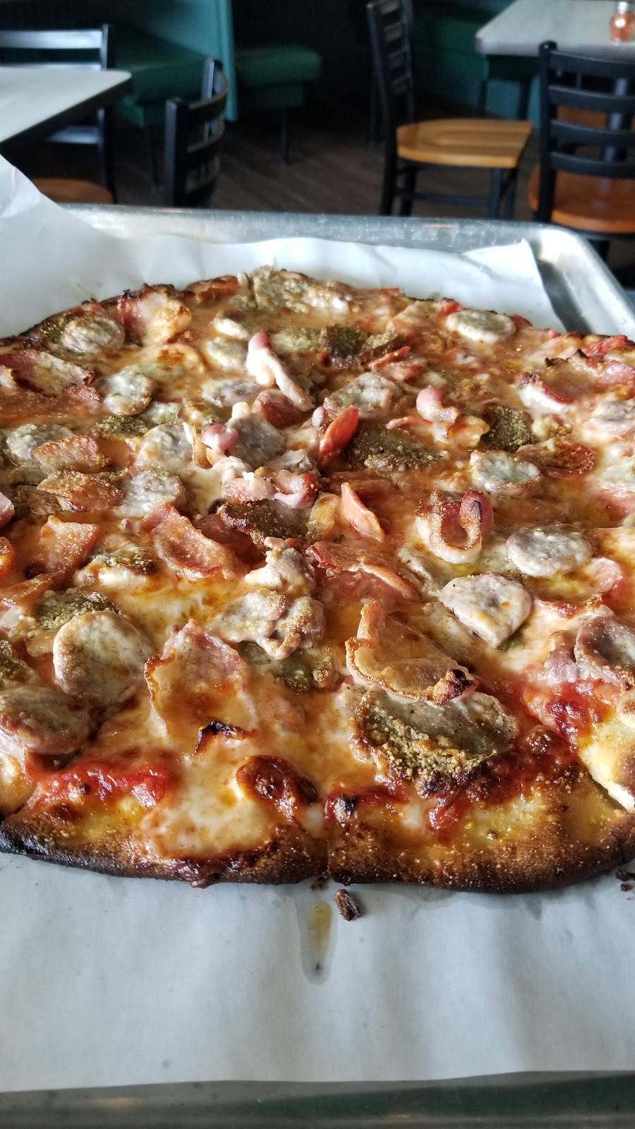 Frank Pepe Pizzeria Napoletana | restaurant | 75 Middlesex Turnpike, Burlington, MA 01803, USA | 7812737377 OR +1 781-273-7377