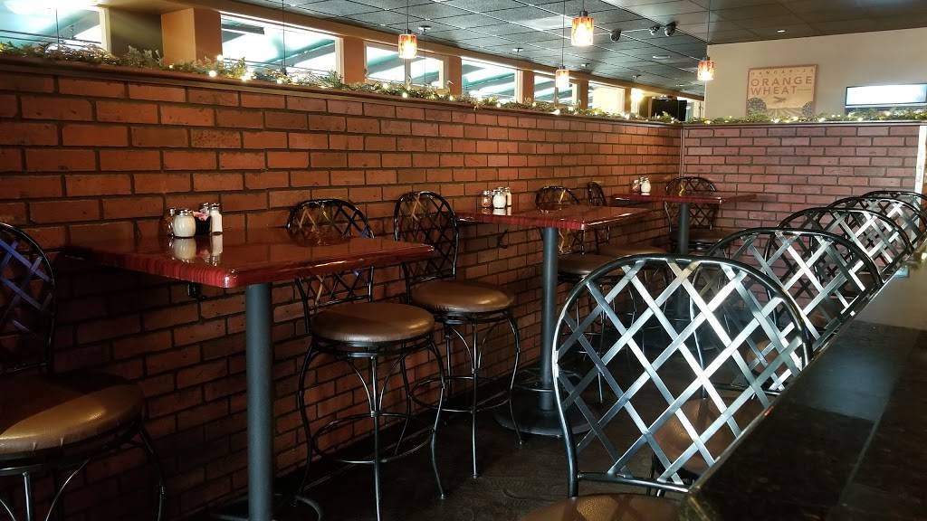 Two Guys Pasta and Pizza | restaurant | 2566 E Highland Ave, Highland, CA 92346, USA | 9098627700 OR +1 909-862-7700