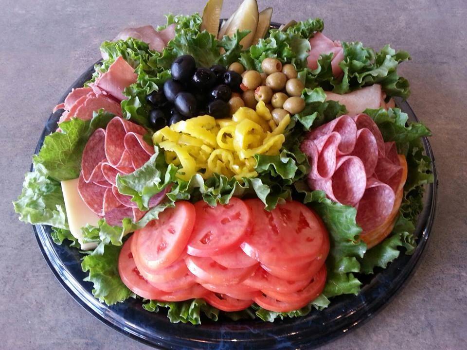 Dagwoods Deli & Catering | restaurant | 33179 Grand River Ave, Farmington, MI 48336, USA | 2484743800 OR +1 248-474-3800