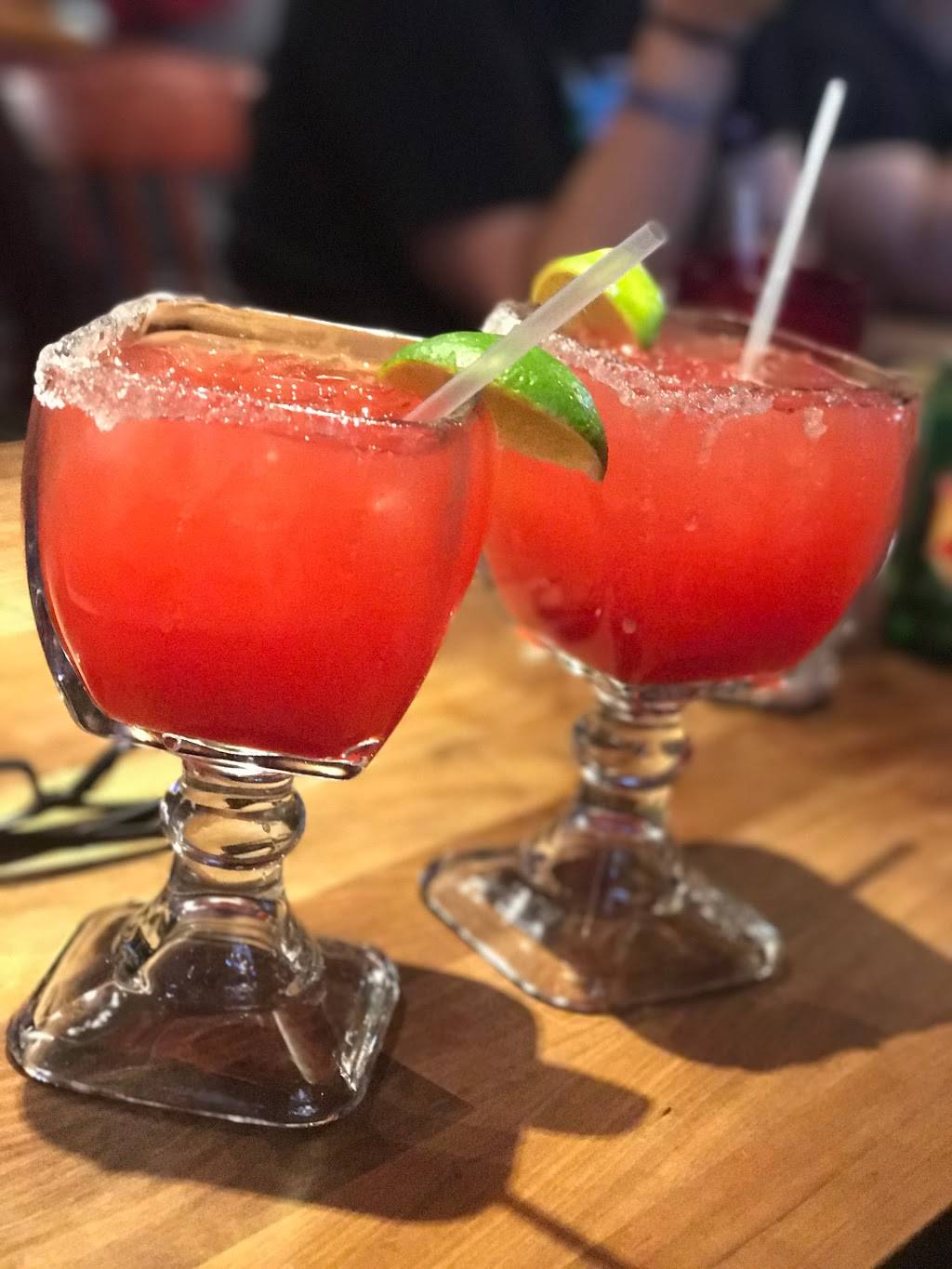 Taco Garage | restaurant | 8403 Broadway St, San Antonio, TX 78209, USA | 2108264405 OR +1 210-826-4405