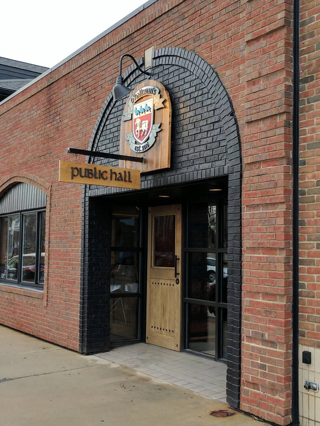 O’Halloran’s Public House and Hall | restaurant | 112 Macomb Pl, Mt Clemens, MI 48043, USA | 5863291252 OR +1 586-329-1252