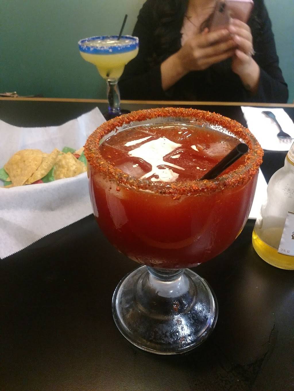 Hectors Mariscos | meal takeaway | 2305 Otay Lakes Rd #201, Chula Vista, CA 91915, USA | 6194211300 OR +1 619-421-1300