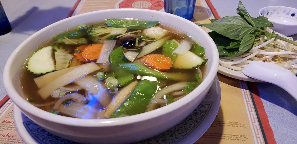 Pho Da Lat Restaurant | restaurant | 475 Chelmsford St, Lowell, MA 01851, USA | 9784533303 OR +1 978-453-3303