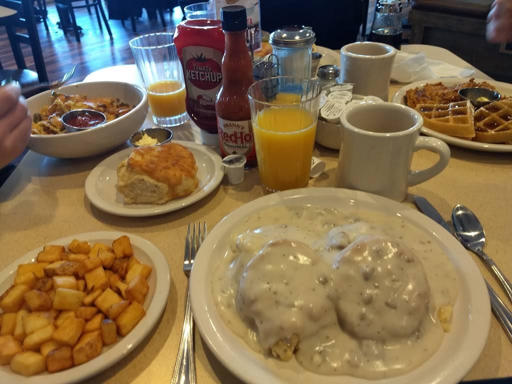 The Big Biscuit | restaurant | 11148 Antioch Rd, Overland Park, KS 66210, USA | 9132585797 OR +1 913-258-5797