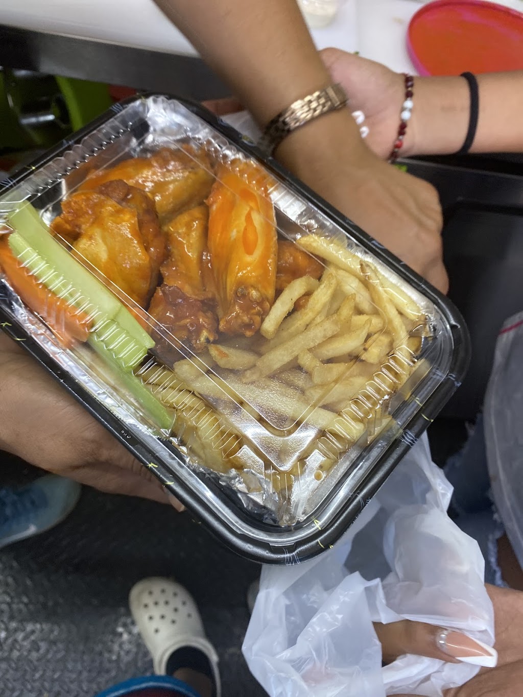 Yuzuke Sushi | restaurant | 3813 Miller Ave, Fort Worth, TX 76119, USA | 8179024438 OR +1 817-902-4438