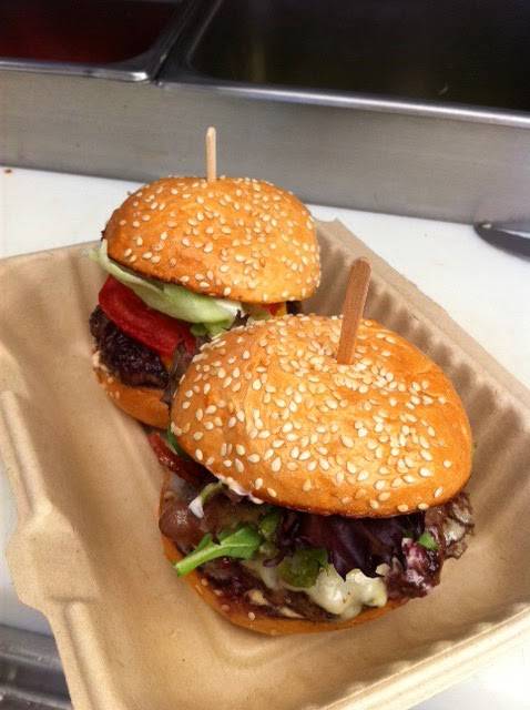 Eat on Monday | meal takeaway | 1558 Gladding Ct, Milpitas, CA 95035, USA | 4086588366 OR +1 408-658-8366