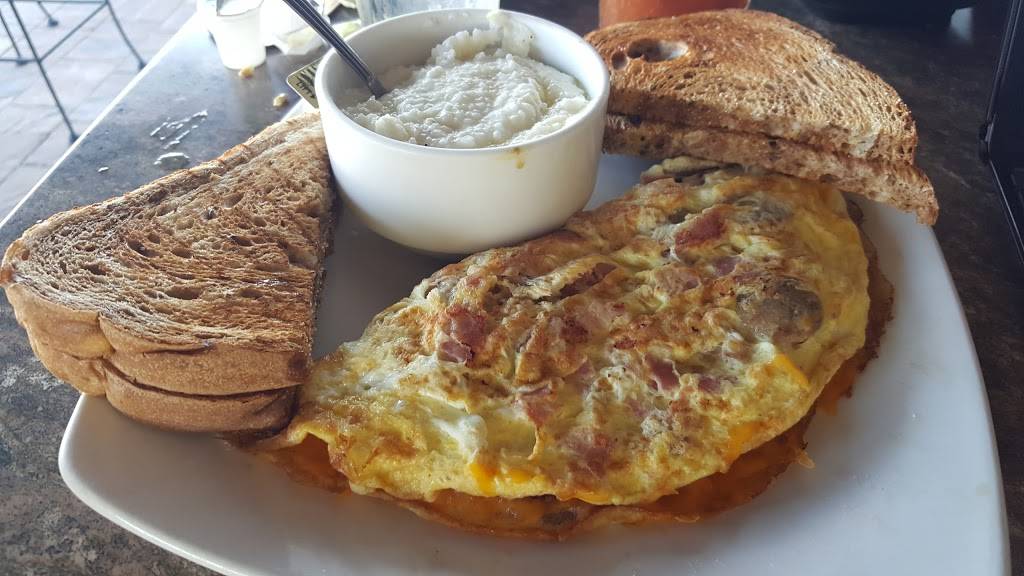 The Downwind Cafe | restaurant | 100 Cessna Blvd, Port Orange, FL 32128, USA | 3867568811 OR +1 386-756-8811