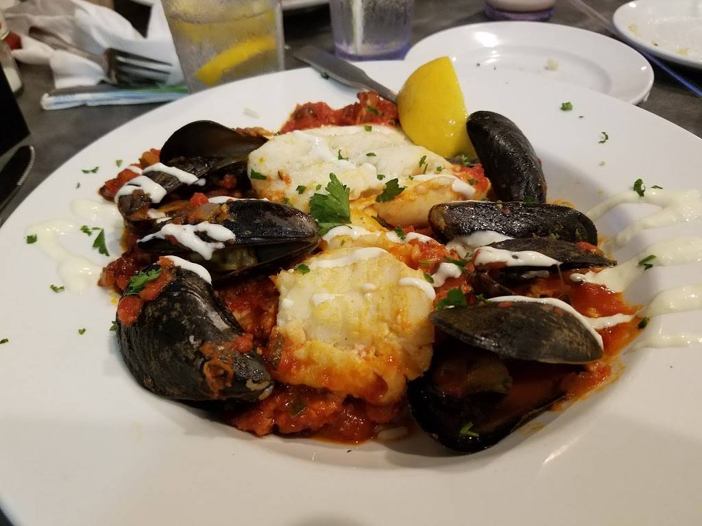 Elisabeths | restaurant | 1 Middle St, Fairhaven, MA 02719, USA | 5089931712 OR +1 508-993-1712