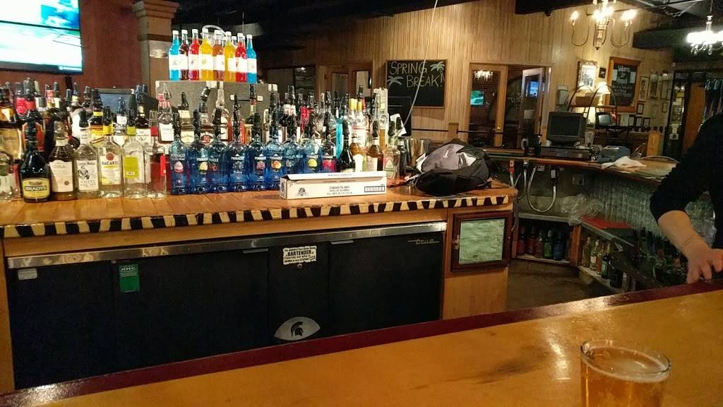 Harpers Restaurant & Brew Pub | restaurant | 131 Albert St, East Lansing, MI 48823, USA | 5173334040 OR +1 517-333-4040