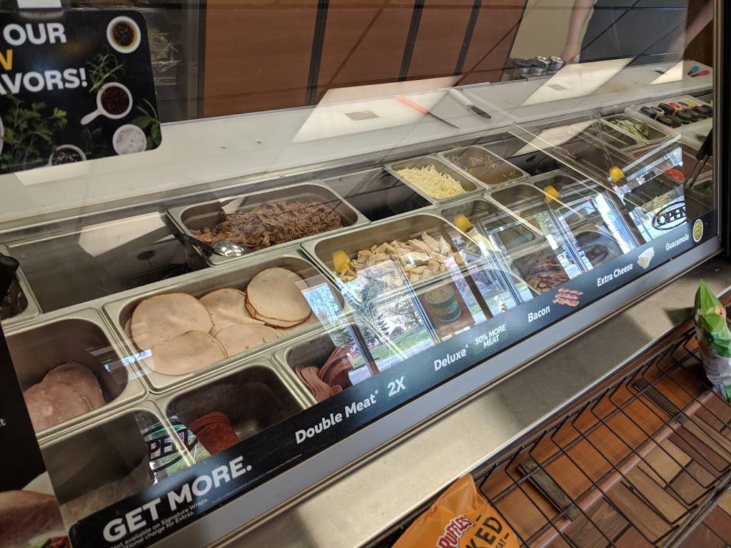 Subway | restaurant | 70 Merrow Rd, Tolland, CT 06084, USA | 8608717688 OR +1 860-871-7688