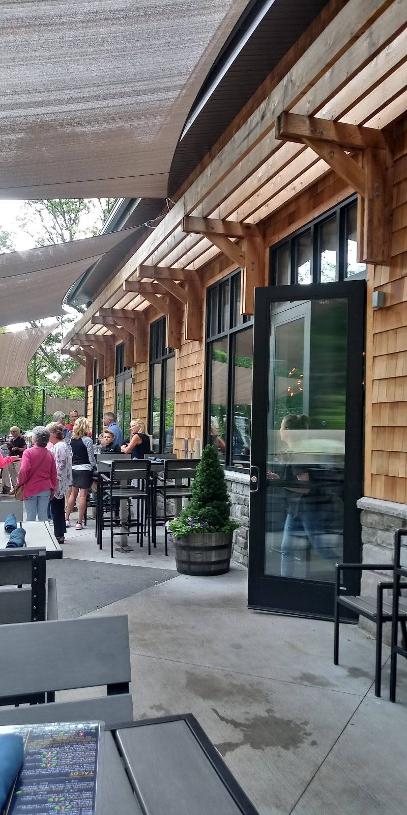 Latitude 42 Brewing Company Oshtemo | restaurant | 6101 W Main St, Kalamazoo, MI 49009, USA | 2697757242 OR +1 269-775-7242