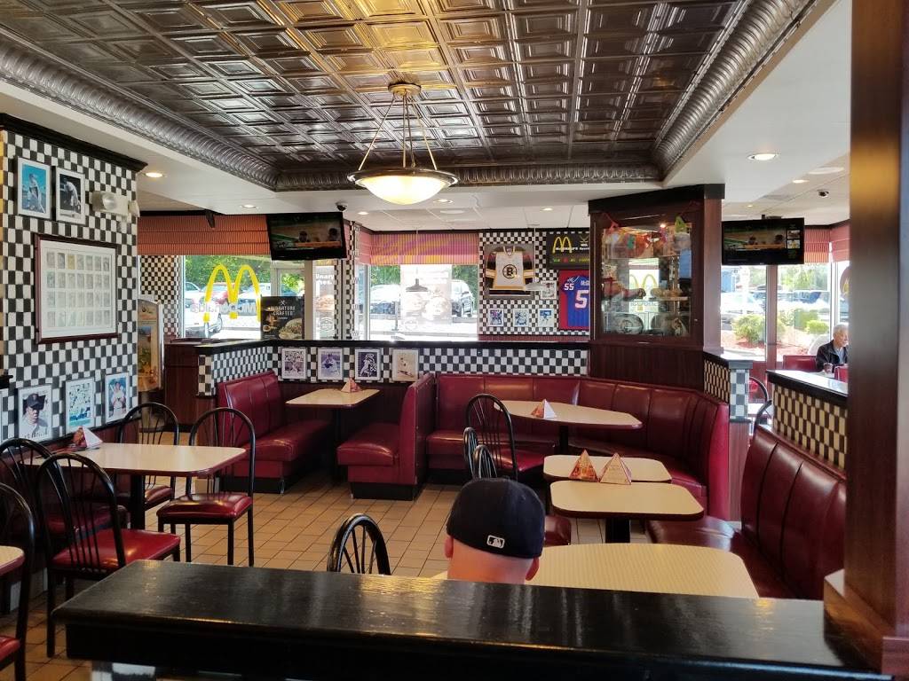 McDonalds | cafe | 181 James Reynolds Rd, Swansea, MA 02777, USA | 5083799899 OR +1 508-379-9899