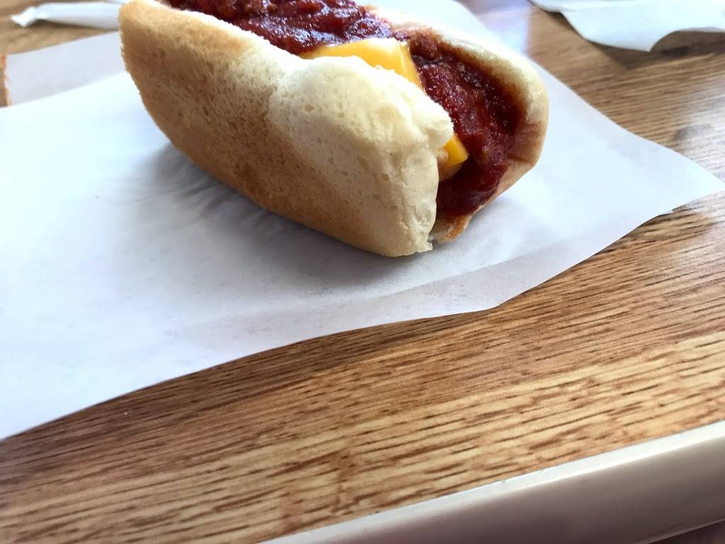 Old Town Drive-In | restaurant | 807 S Granger St, Saginaw, MI 48602, USA | 9897994162 OR +1 989-799-4162