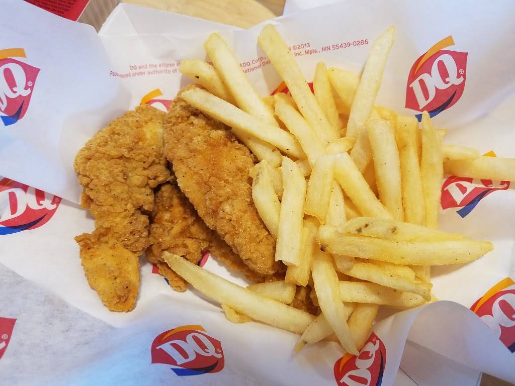 Dairy Queen Grill & Chill | restaurant | 8307 State Rd 64 E, Bradenton, FL 34212, USA | 9417081792 OR +1 941-708-1792