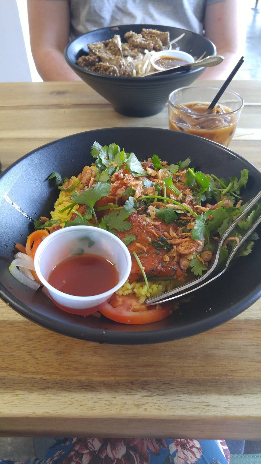 Viet Noodle Bar | restaurant | 3133 Glendale Blvd, Los Angeles, CA 90039, USA | 3239061575 OR +1 323-906-1575