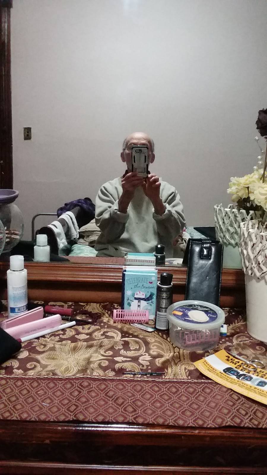 Yolys Puerto Rican Cuisine | restaurant | 248 S 8th St, Reading, PA 19602, USA | 6103767090 OR +1 610-376-7090